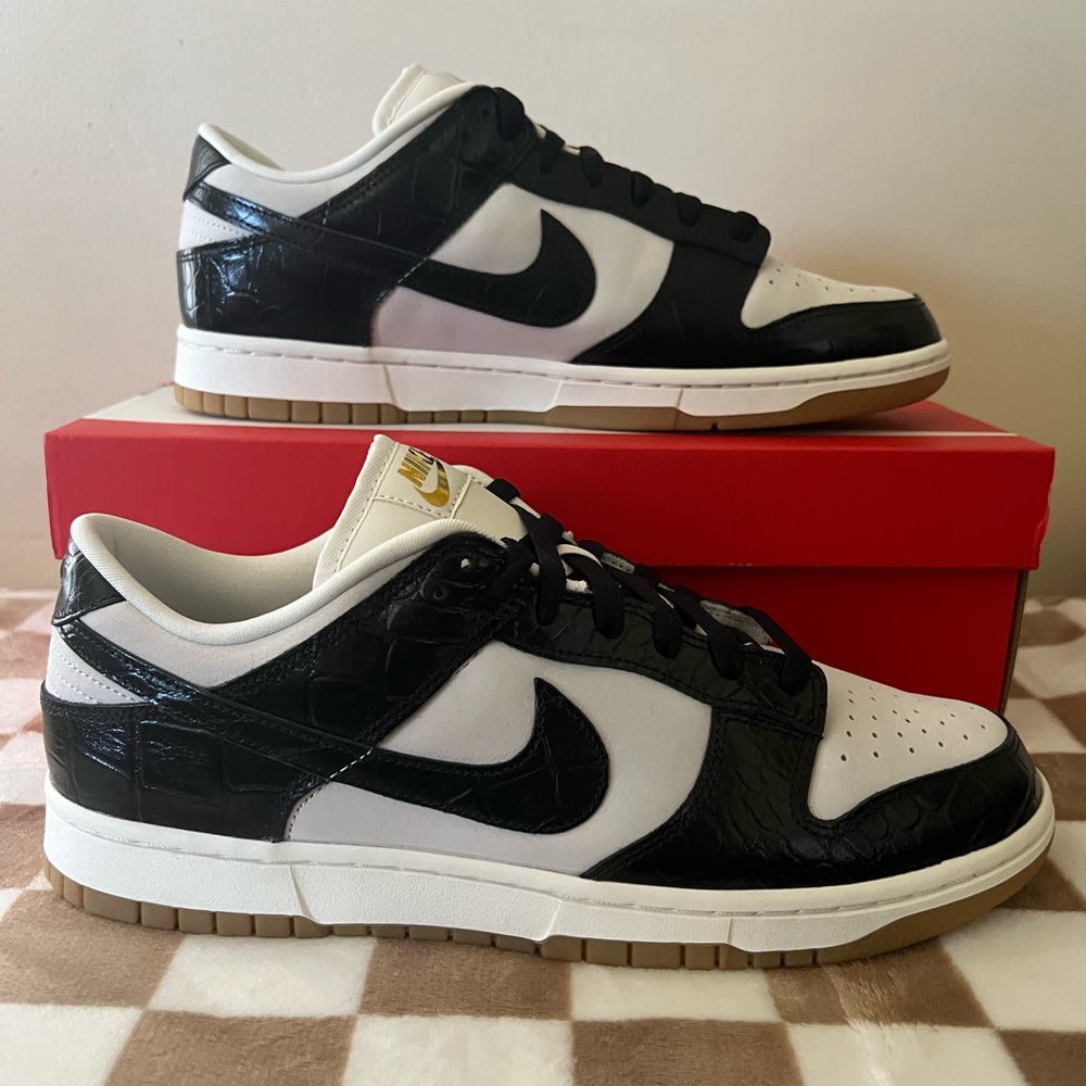 Nike Dunk Low LX Sneakers Phantom/Black/Sail FJ2260-003 Women's Sz 11.5 BNIB
